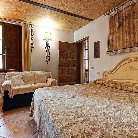 Appartamenti Alcantara E Damasco Abbadia di Montepulciano Oda fotoğraf