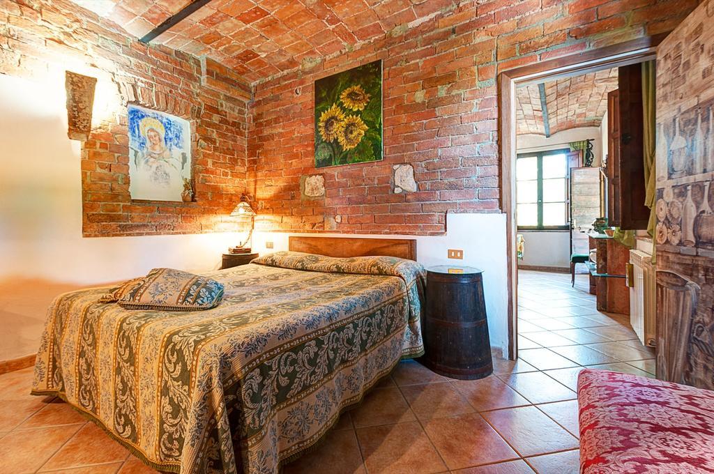 Appartamenti Alcantara E Damasco Abbadia di Montepulciano Oda fotoğraf