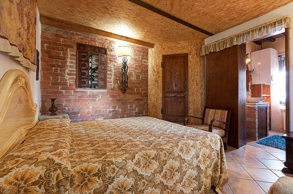 Appartamenti Alcantara E Damasco Abbadia di Montepulciano Oda fotoğraf