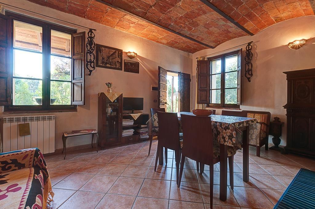 Appartamenti Alcantara E Damasco Abbadia di Montepulciano Oda fotoğraf