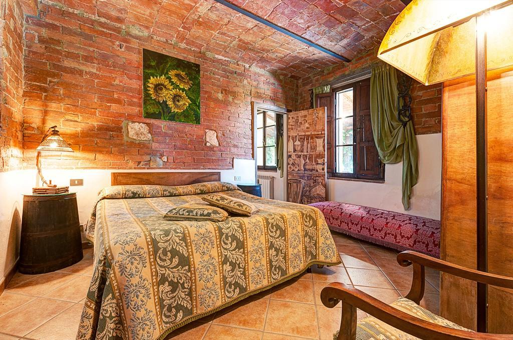 Appartamenti Alcantara E Damasco Abbadia di Montepulciano Oda fotoğraf